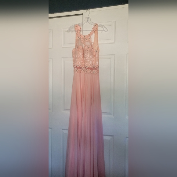 Prom/Homecoming/Formal Pink dress size 4 - Picture 5 of 7